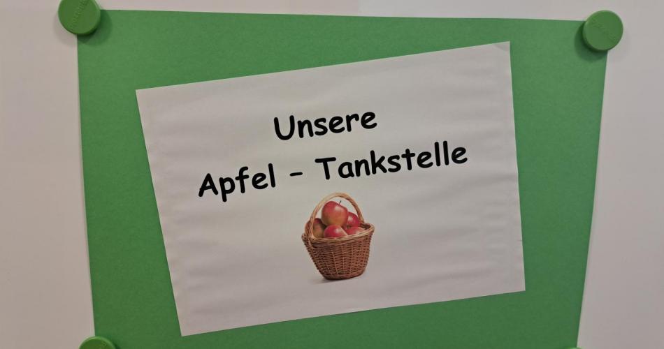 Unsere Apfeltankstelle